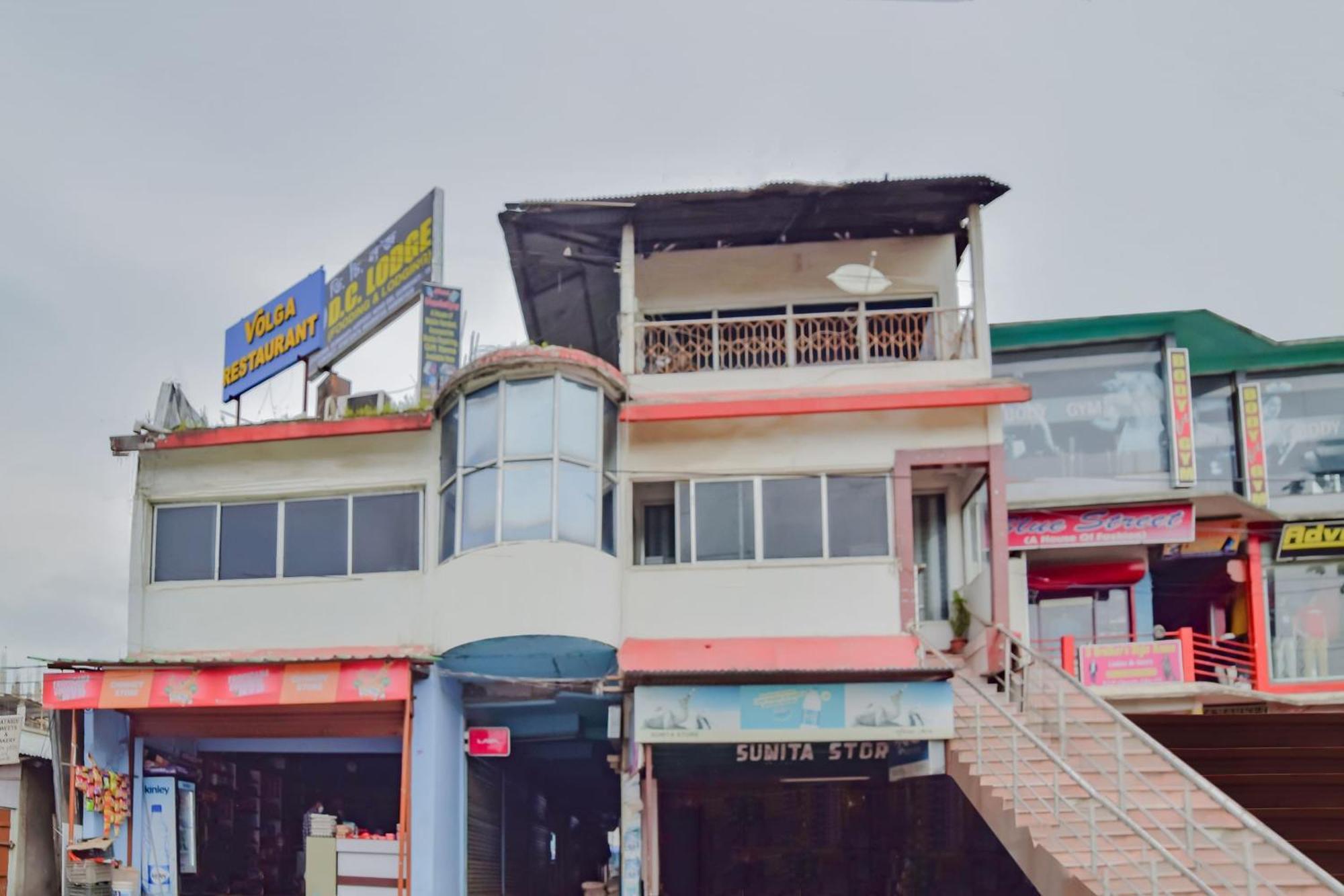 Hotel O Dc Lodge Kaharpara Bagian luar foto
