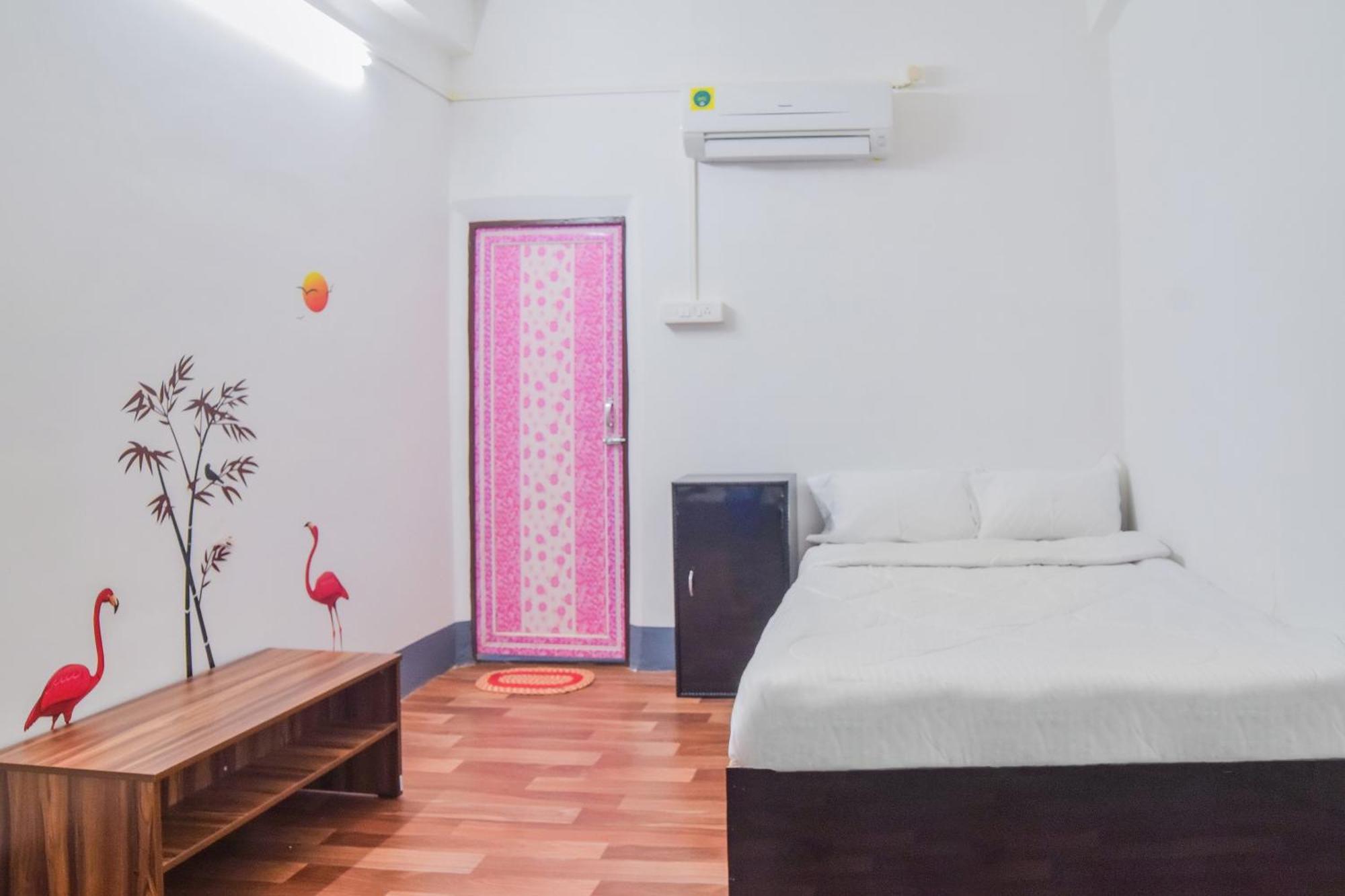 Hotel O Dc Lodge Kaharpara Bagian luar foto