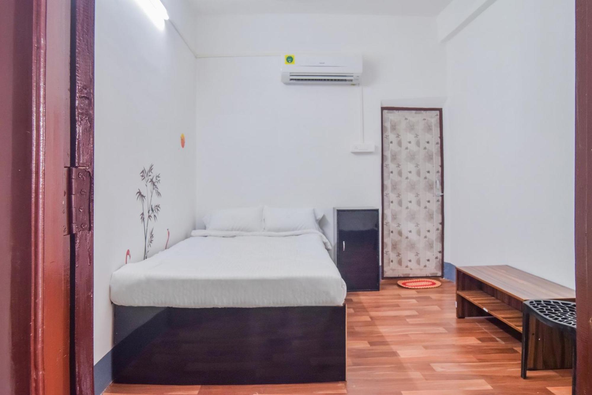 Hotel O Dc Lodge Kaharpara Bagian luar foto